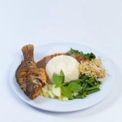 Nasi Pecel Nila Goreng