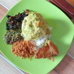 Nasi Ayam Serundeng
