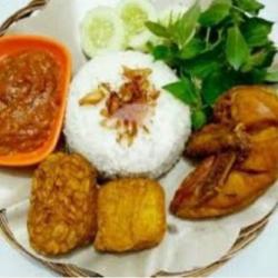 Paket Nasi Pecel Ayam Dada Tempe Tahu
