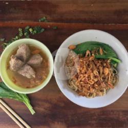 Mie Ayam Bakso Urat