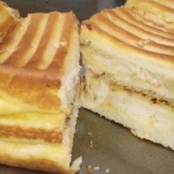 Roti Bakar Bandung Tiramisu-keju