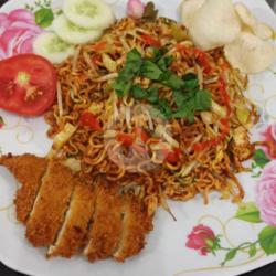 Indomie Goreng / Kuah Ayam Katshu