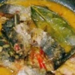 Mangut Ikan Patin Asap