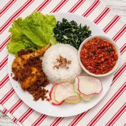 Nasi Ayam Tulang Lunak