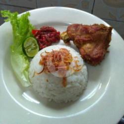 Pecel Ayam Plus Nasi Sambel Lalap