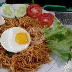 Mie Goreng Telor