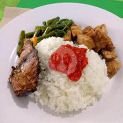 Nasi Campur   Pecak Panggang