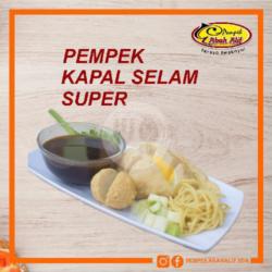 Pempek Kapal Selam Super