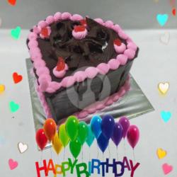 Paket Kue Ulang Tahun Black Forest Love