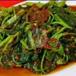 Cah Kangkung Terasi Pedas