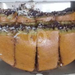 Martabak Kacang Keju