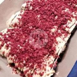 Banana Tiramisu Red Velvet