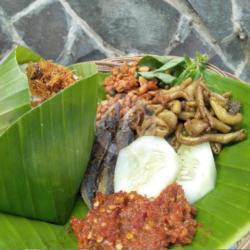 Sego Sambel Usus Ayam