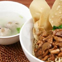 Bakmi Bakso Pangsit Rebus/goreng