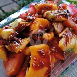 Rujak Buah Segar Sambal Pedes Manis