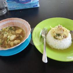 Soto Ayam ( Pakai Nasi )