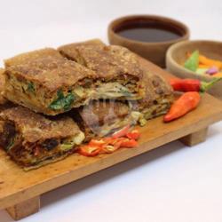 Martabak Spicy Daging Sapi Telur Bebek