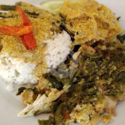 Nasi Ayam Batokok Lado Mudo