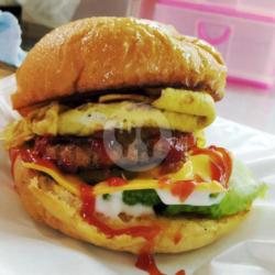 Burger Pork (daging Telur Keju)