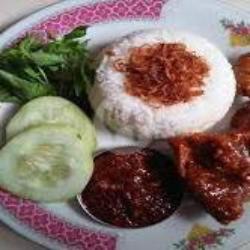 Nasi Uduk Puyuh Bakar   Sambal   Lalapan