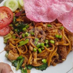 Mie Gomak Goreng