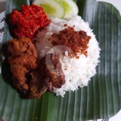 Nasi Kulit Ati Ampela Sambel Bawang