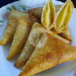 Samosa Keju Matang ( 1 Pcs )