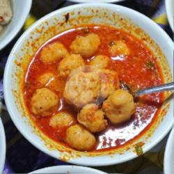 Pentol Kuah Pedas