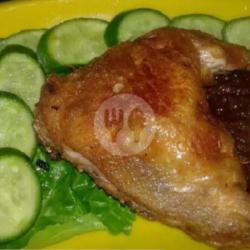 Ayam Goreng Sambal Lalapan