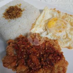 Ayam Geprek Telur Nasi Putih