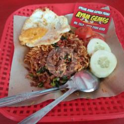 Mie Goreng Setan