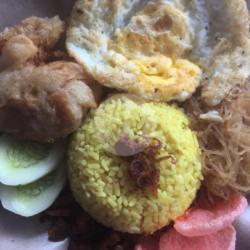 Nasi Kuning Telor Ceplok