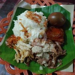 Nasi Gudeg Telor Suir