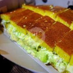 Martabak Keju Alpukat Susu