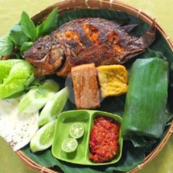 Nasi Timbel Ikan Mas