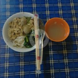 Mie Yamien Bakso