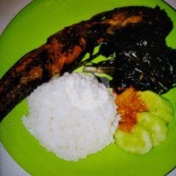 Lele Goreng  Nasi  Plecing Kangkung