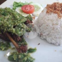 Nasi Uduk / Nasi Biasa   Bebek Cabe Ijo