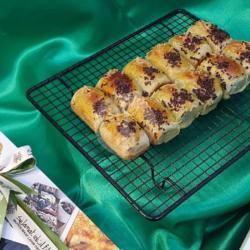 Hampers Lebaran Bolen Pisang Keju Cokelat