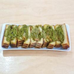 Roti Bakar Pastry Greentea Crunchy