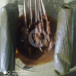 Sate Ayam 20 Tusuk (free Lontong 2)