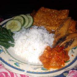 Nasi Dan Ikan Asin