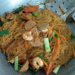 Bihun  Udang Bakso Wortel