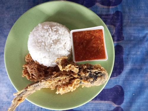 Berkah Kitchen Ayam Cryspi, Limo