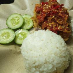 Ayam Geprek S. Bawang (pedas/sedang)