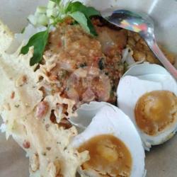 Nasi Pecel Telur Asin