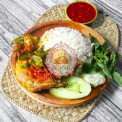 Ayam Penyet Kemangi   Sambal   Nasi