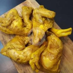 Ayam Pejantan Tulang Lunak Sambal Geprek Pedas Keju