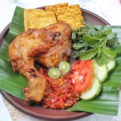 Nasi Ayam Penyet