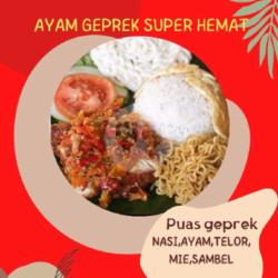 Puas Geprek(nasi,mie,telor,ayam)